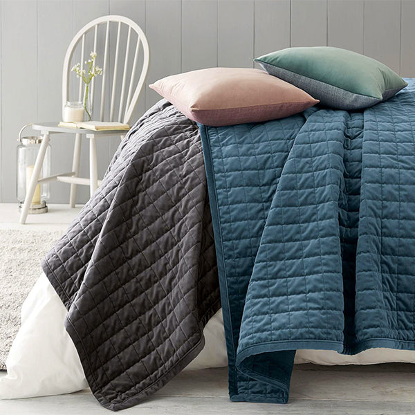 Vibrant Spring Quilt - Experience the Ultimate Comfort and Style