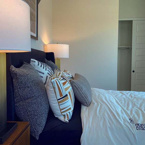 Linen Fabric : Origin, Properties & Why It’s the Perfect Choice for Luxury Bedding